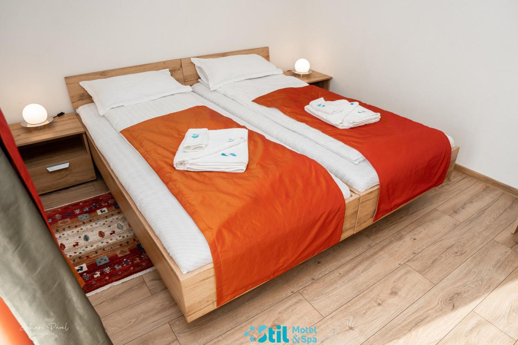 Stil Motel & Spa Tasnad Exterior foto