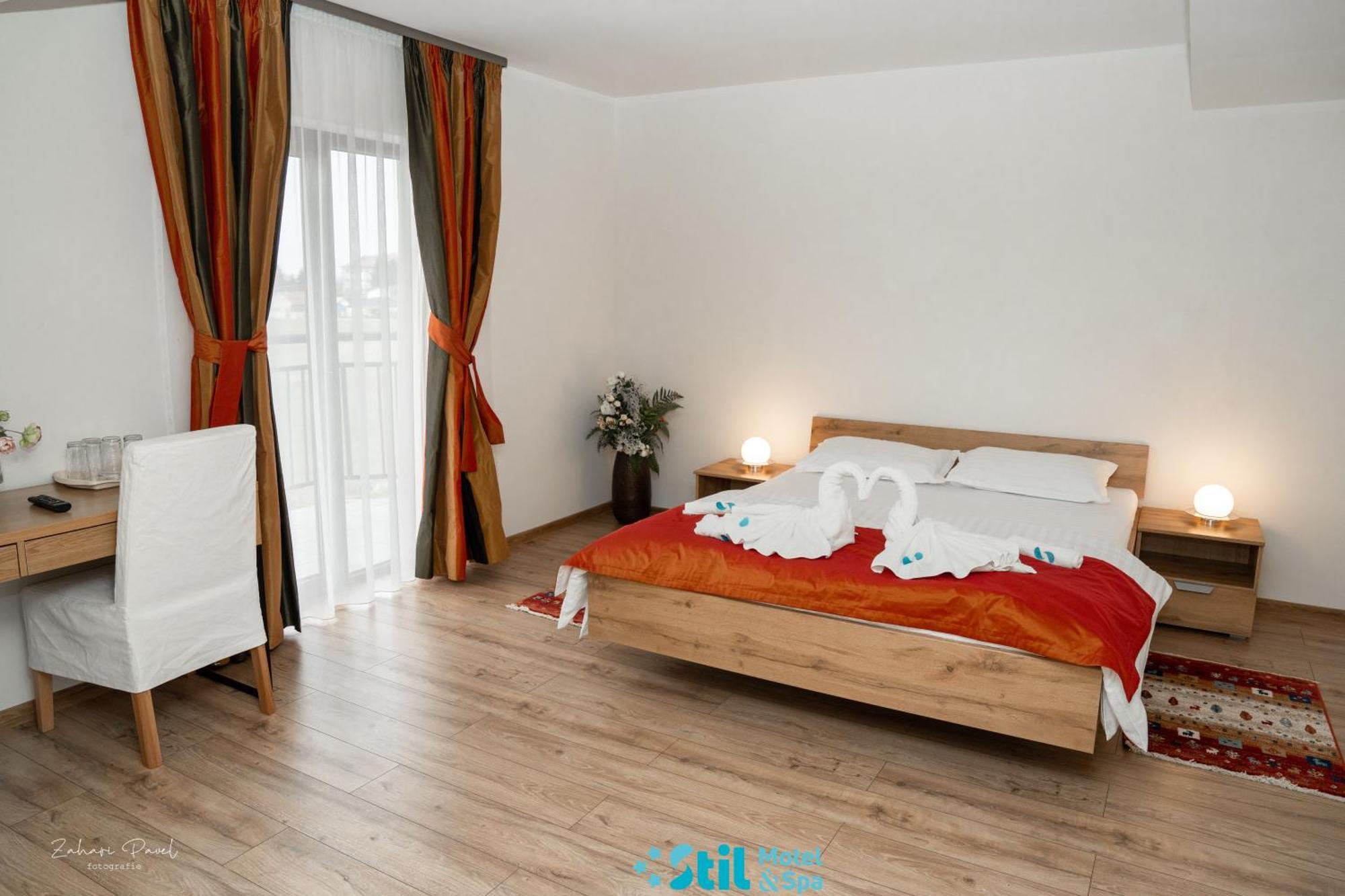 Stil Motel & Spa Tasnad Exterior foto